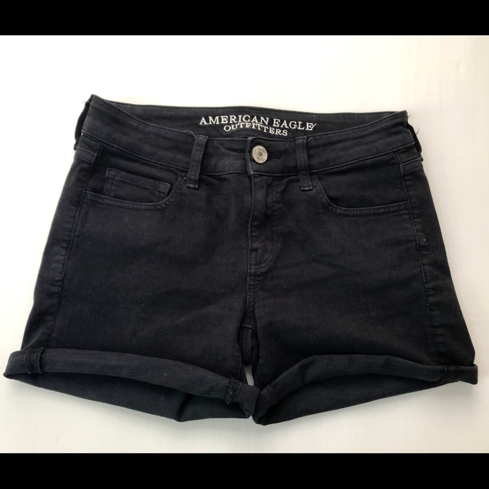 American Eagle Black Midi Shorts Size 4